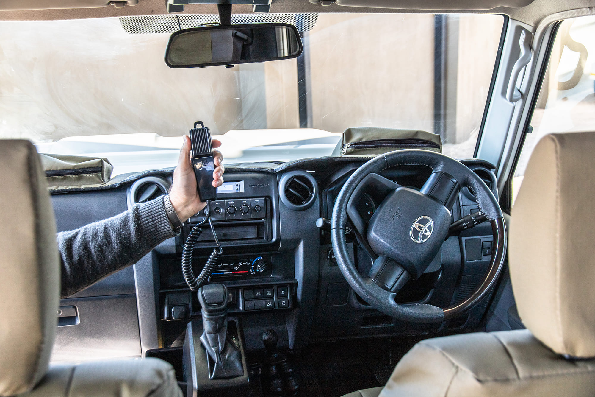 Toyota Land Cruiser 7-Seater 2.8 - zdjęcie 3